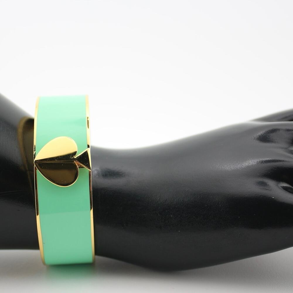 Kate Spade New York Heritage Spade Mint Enamel Gold Bangle Bracelet - Picture 7 of 9